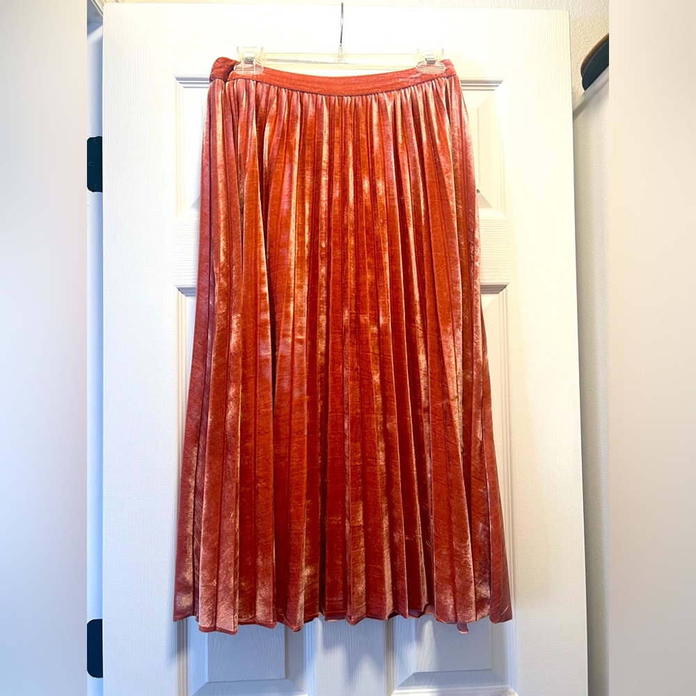 Pink velvet midi skirt